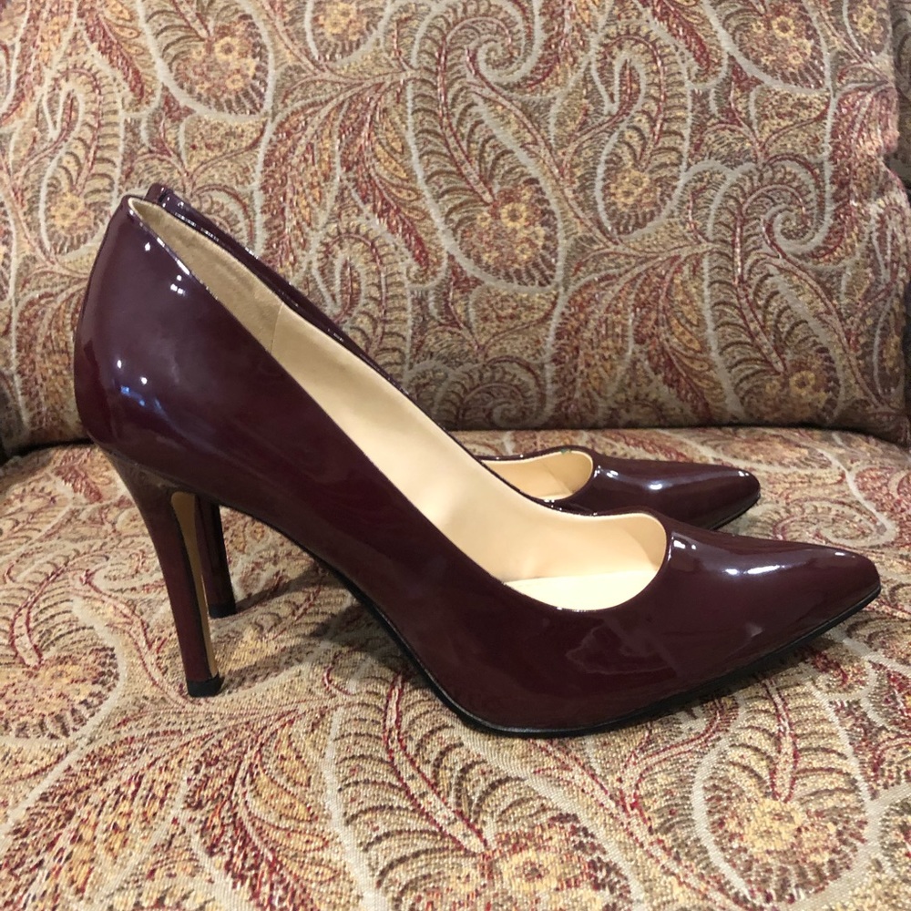 Nine West patent leather heels - brand new